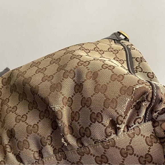 GG Canvas Medium D-Ring Hobo Bag - Picture 9 of 15